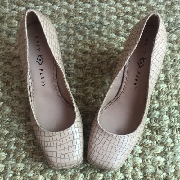 New: Nordstrom Katy Perry Collection Uplift Pump. Size 8 no box - Picture 8 of 13